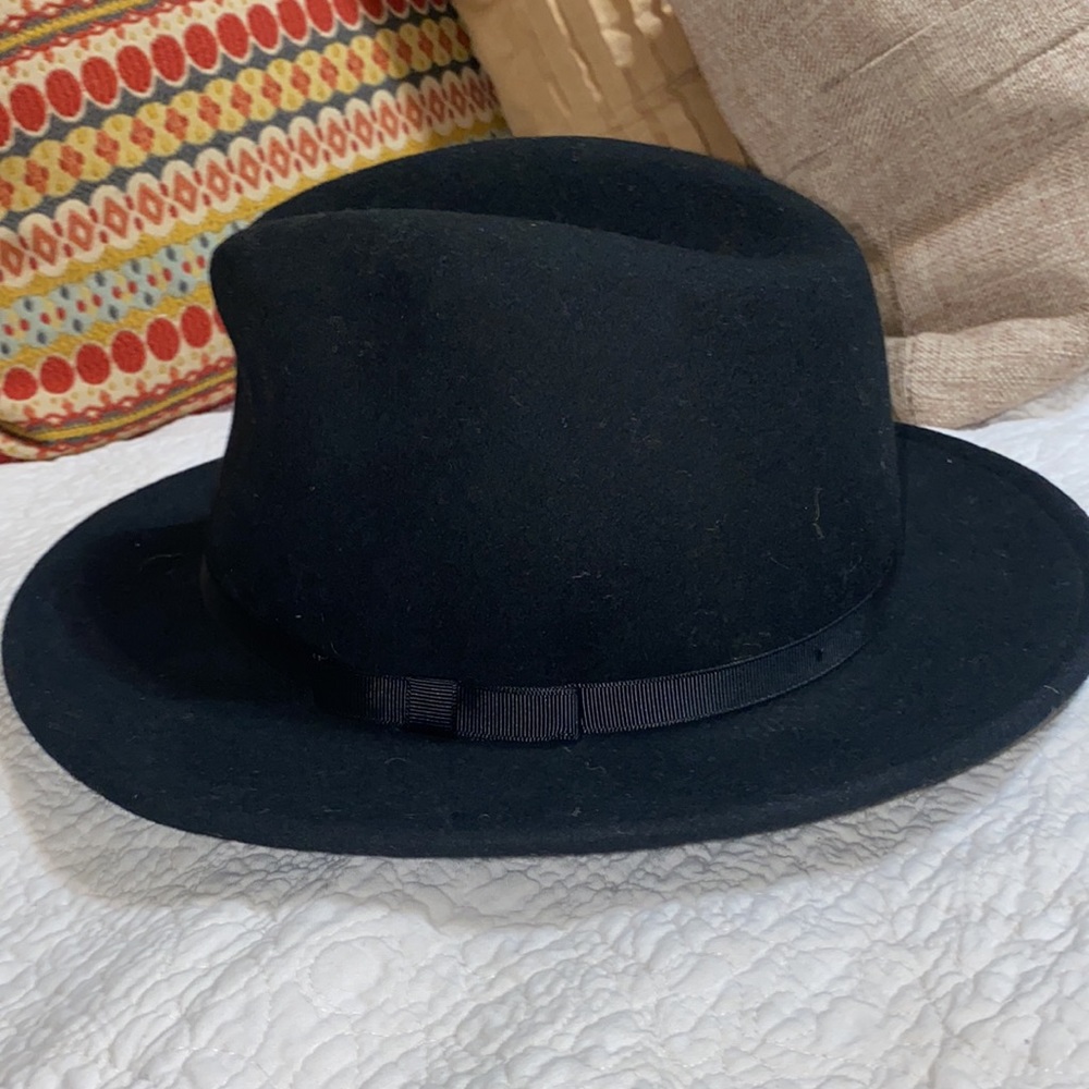 Hat - Picture 3 of 6